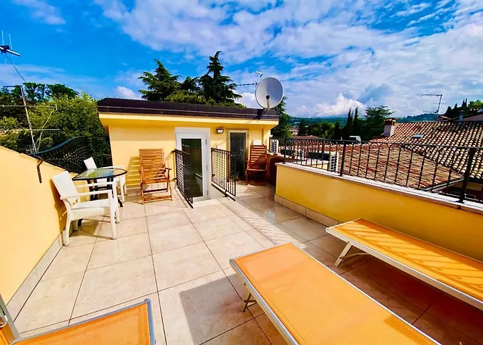 Alice Silver Lägenhet *